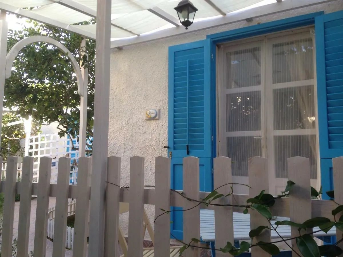 La Casa Del Limoneto Panzió Favignana 3*,